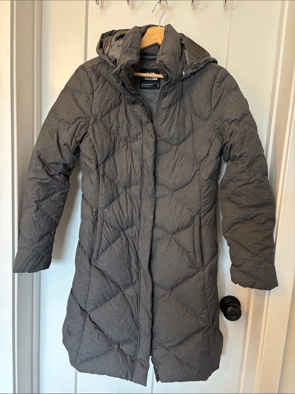 The North Face Women’s Long Puffer Coat - Gray